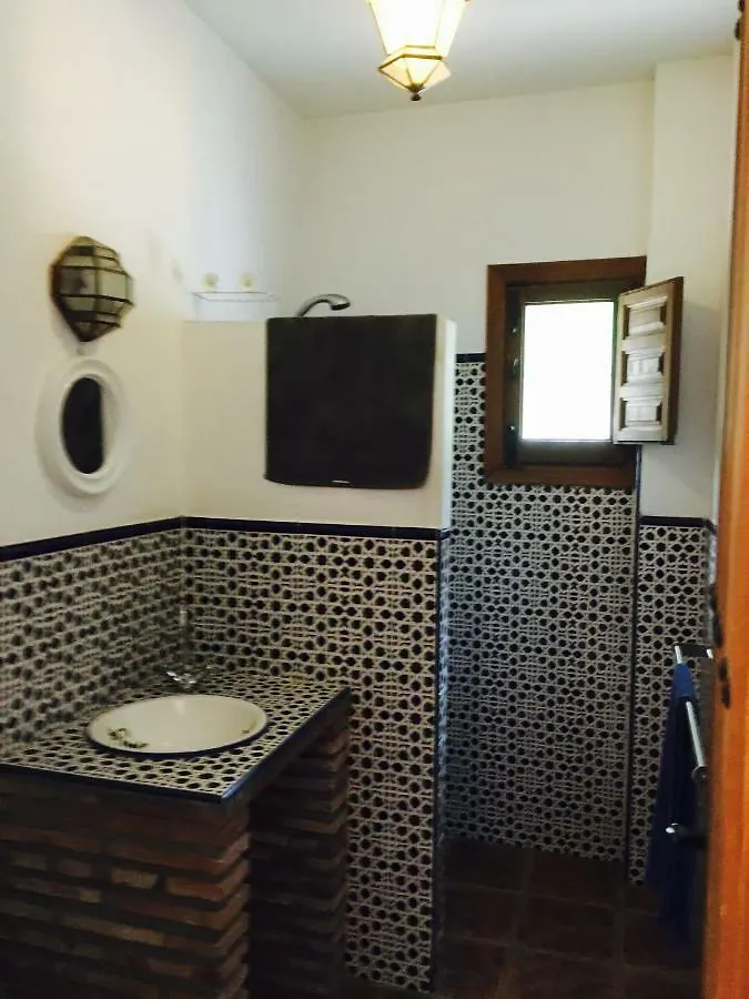 The House Of Oranges Bed & Breakfast Salares